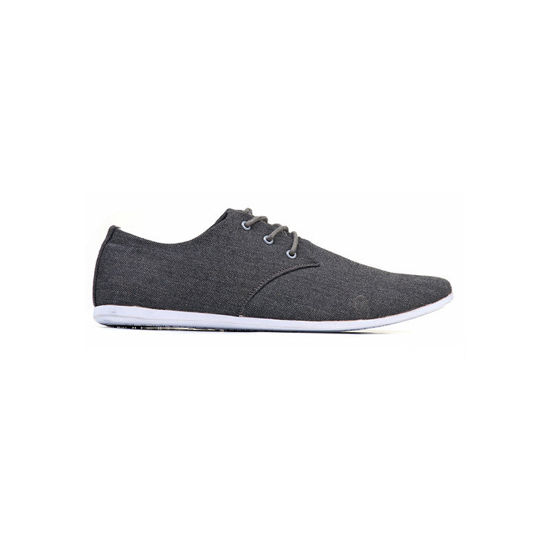 shoe27_ef6cea62-03f5-4087-a7b8-b1c515cf1b0e.jpg